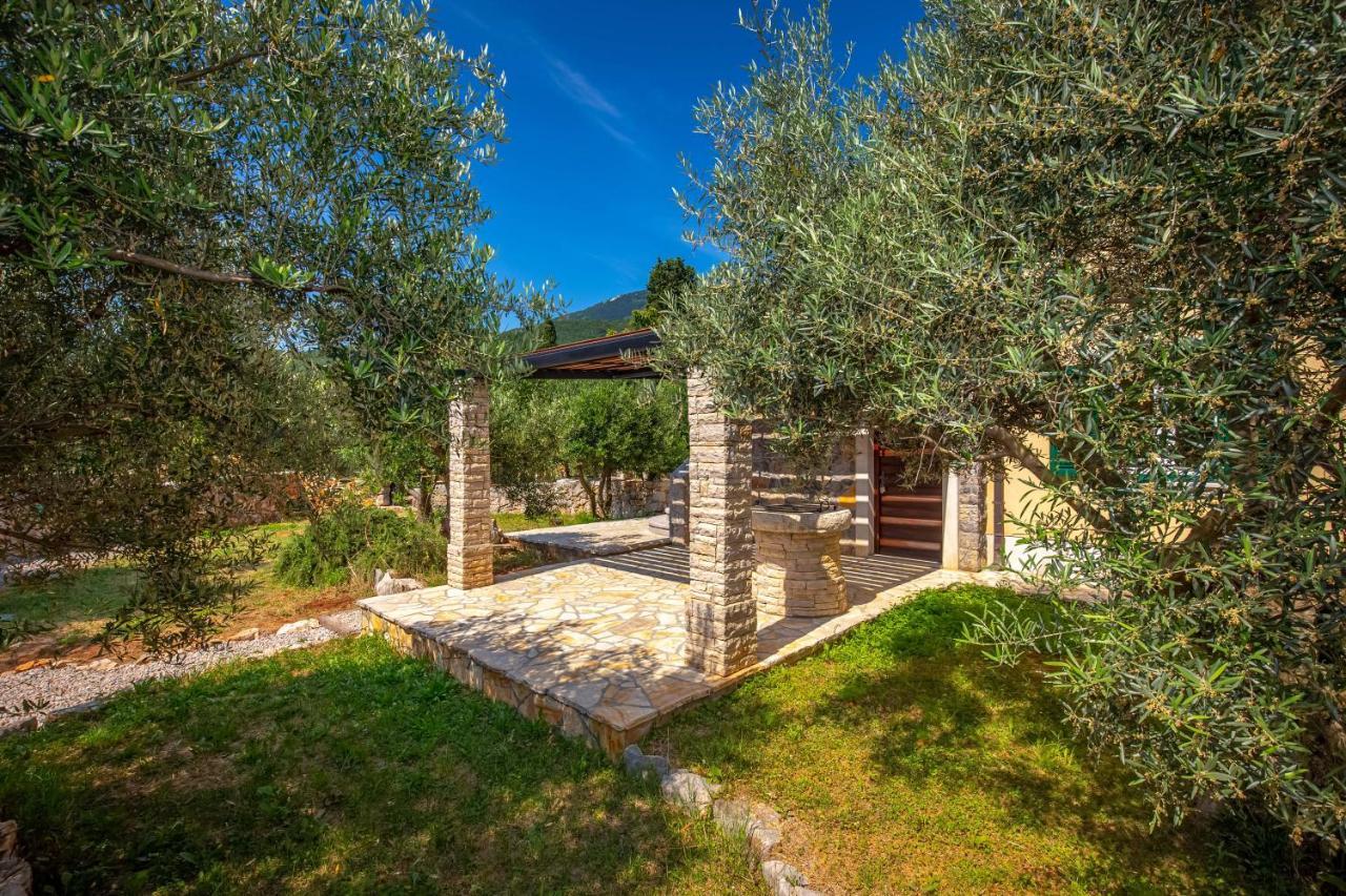 Villa Rea Brseč Buitenkant foto